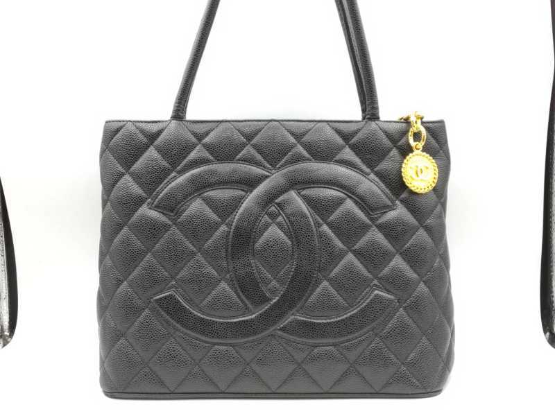 シャネル買取 復刻トート 